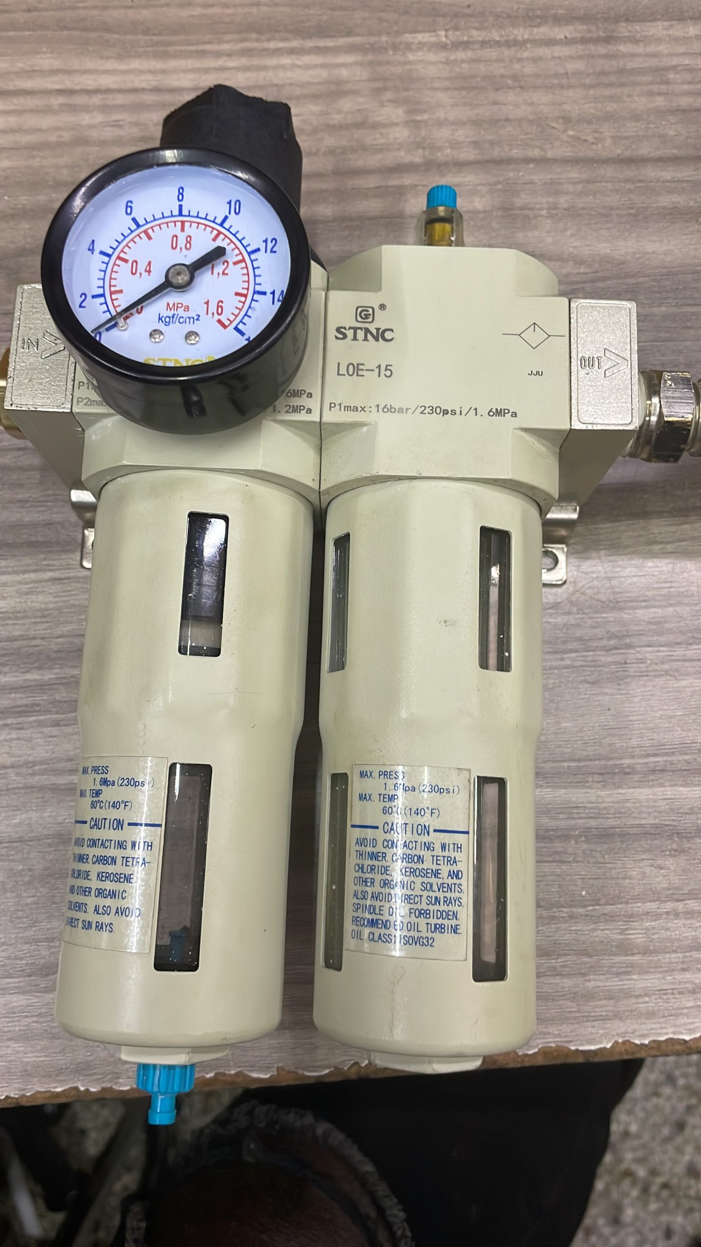 Auto Filter and Pneumatic Air Regulator of Air Source Treatment Unit