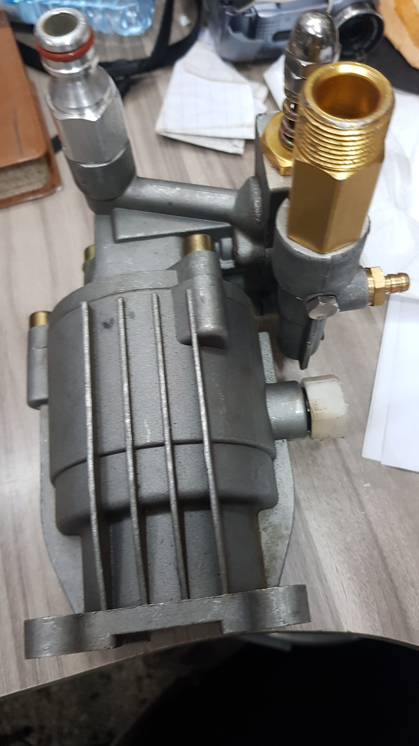 Household Electrical High Pressure Booster Water Pump for Domestic Use